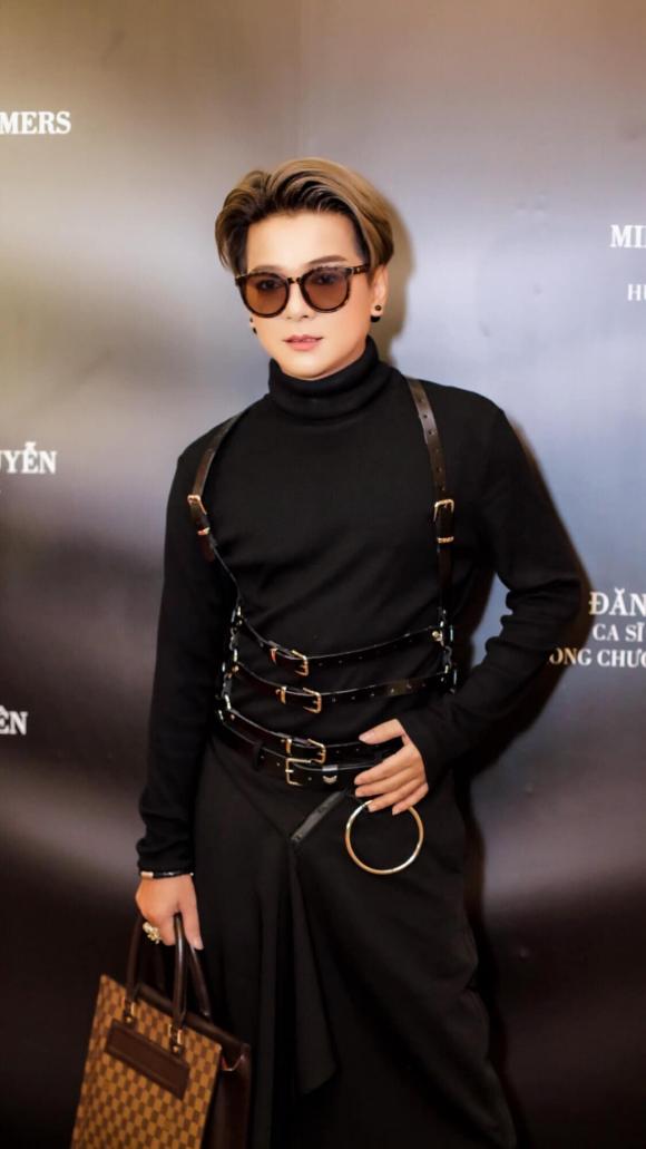 Vũ Hà Hầu tòa 0 Vũ Hà, Vũ Hà đánh bạc, Vũ Hà giàu cỡ nào