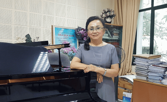 Gia đình hiếm hoi của Việt Nam có 3 mẹ con là NSND: Người nhận danh hiệu khi mới 26 tuổi; Người sở hữu loạt Huân chương cao quý 1 Gia đình hiếm hoi của Việt Nam, gia đình NSND đặng thái sơn