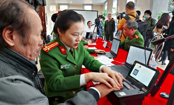 01-doi-cmnd-sang-cc-1.jpg 0 Chứng minh nhân dân, căn cước