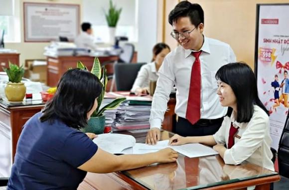 ngân hàng, giấy tờ tùy thân, tín dụng, vàng miếng, bảo hiểm xã hội , giao dịch ngân hàng,  trốn đóng BHXH