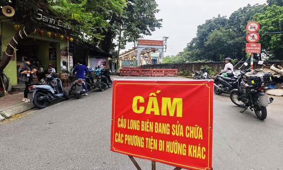 cấm xe máy 0 cấm xe trên cầu Long Biên, phân luồng giao thông