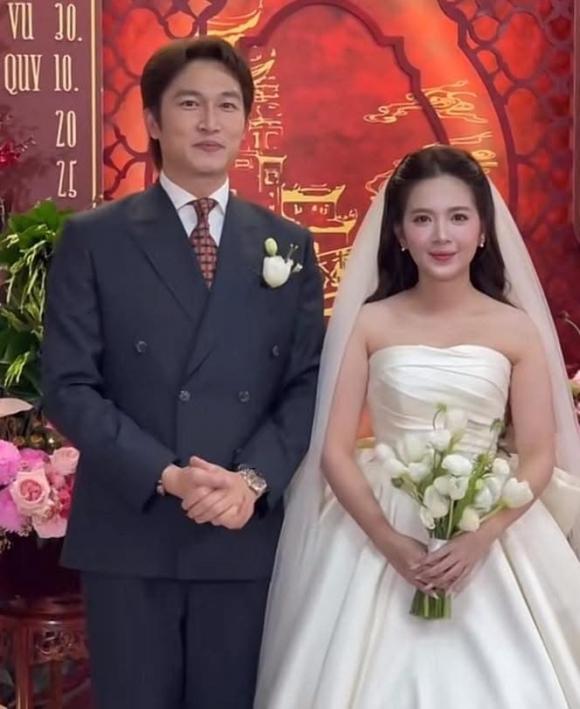 Đình Tú, Ngọc Huyền, sao Việt