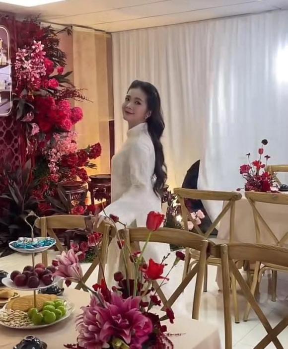 Đình Tú, Ngọc Huyền, sao Việt