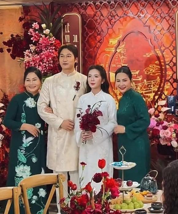 Đình Tú, Ngọc Huyền, sao Việt