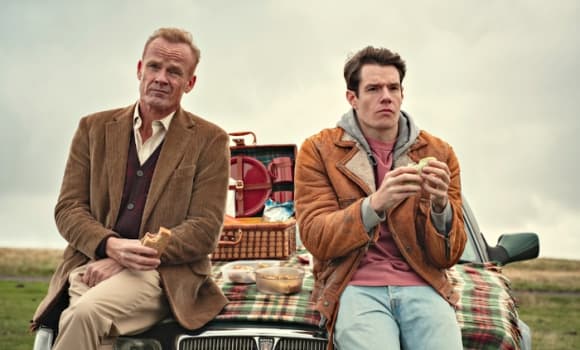 01-Sex-Education-196876747665.jpg 0 Sex Education, cách nuôi dạy con