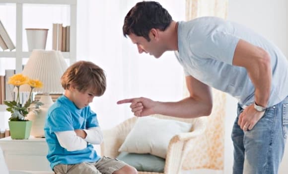 01-tre-ngoan-tre-hu-1.jpg 3 cách nuôi dạy con, trẻ ngoan, trẻ hư