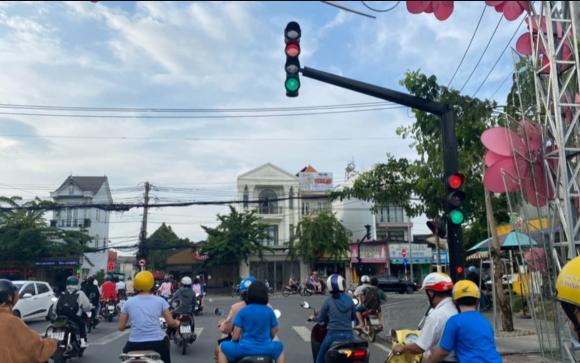 đèn xanh đỏ 0 đèn xanh, đèn đỏ, vi phạm giao thông