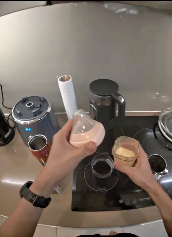 03-H'Hen-Niê-2.jpg 1 Chồng H'Hen Niê, Hoa hậu H'Hen Niê, lấy sữa của vợ pha cà phê, sao Việt