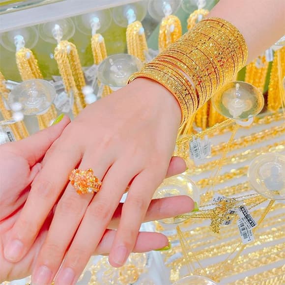 Vàng đeo tay trái, Bạc đeo tay phải, kinh nghiệm người xưa, kiến thức