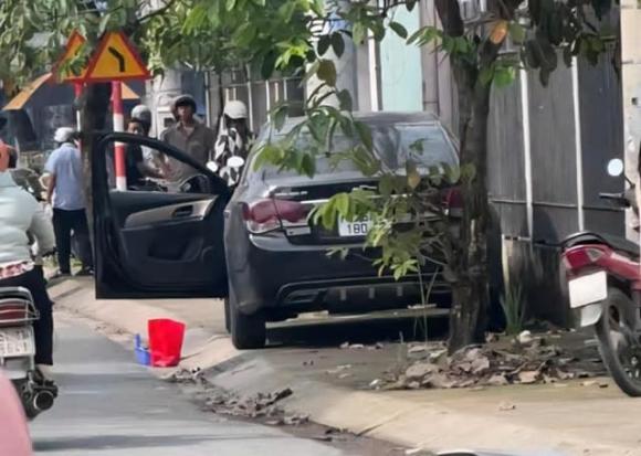  thi thể phân hủy ở cốp ô tô đậu ven đường