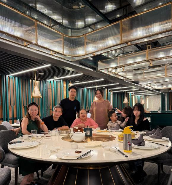 Sao Việt 2/11, tin sao việt mới nhất