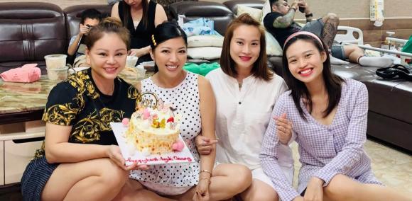 Sao Việt 2/11, tin sao việt mới nhất