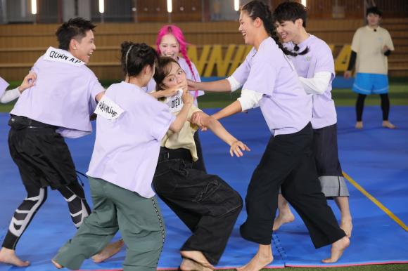 Sao Việt 2/11, tin sao việt mới nhất