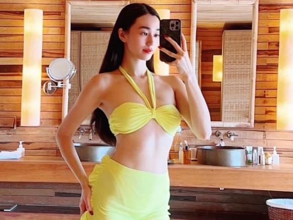 Khánh My, Ngọc Trinh, sao Việt