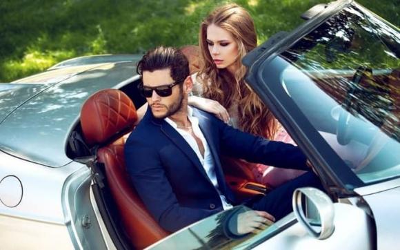 đàn ông giàu 1 đàn ông, đàn ông giàu có, đàn ông thịnh vượng, sự thành công của đàn ông