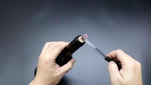 dinh-vit-1.jpg 5 mở nắp rượu vang, mẹo hay