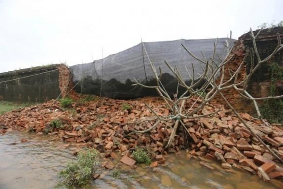 sập tường hoàng thành huế 0 Sập tường Hoàng thành Huế, Đại nội Huế