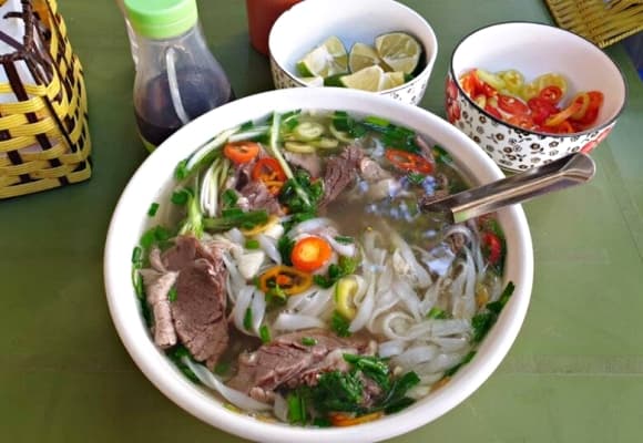 phở Hà Nội, quán phở bò lâu năm nhất Hà Nội