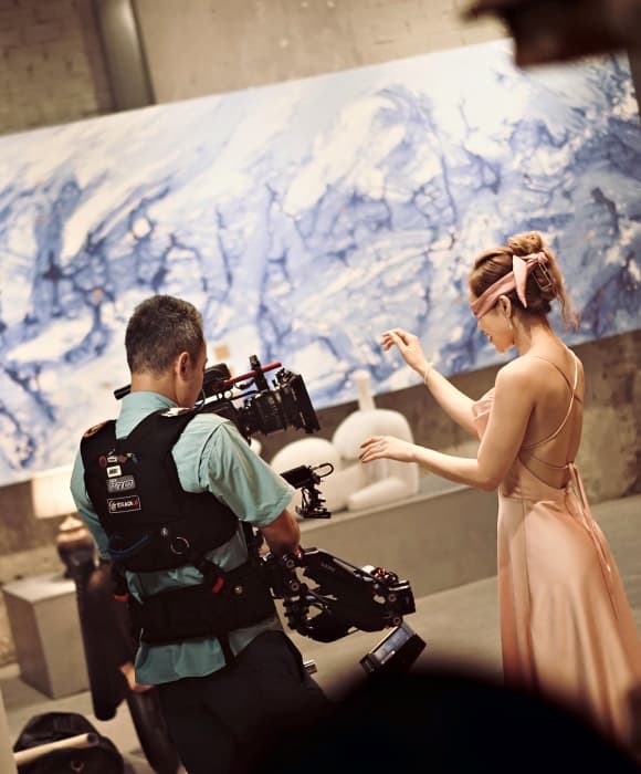 03-nghe-Steadicam-Operator-1.jpg 5 quay phim Steadicam, quay phim, nghề lạ, Steadicam, ngành lương cao