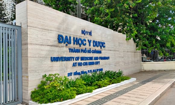 03-truong-dai-hoc-lau-doi-nhat-1.jpg 0 trường đại học lâu đời nhất miền Nam, Đại học Y Dược TP.HCM