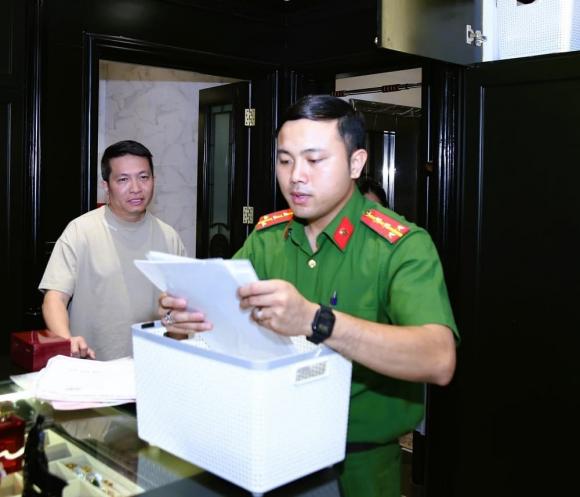 Đoàn Di Băng, Doanh nhân quốc vũ