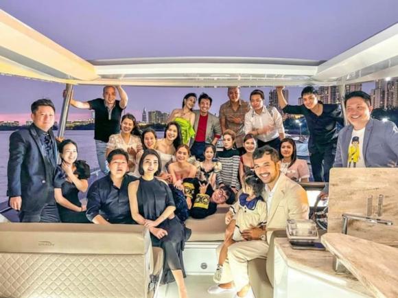 tài sản đoàn di băng 5 Đoàn Di Băng, Đoàn Di Băng giàu, tài sản Đoàn Di Băng