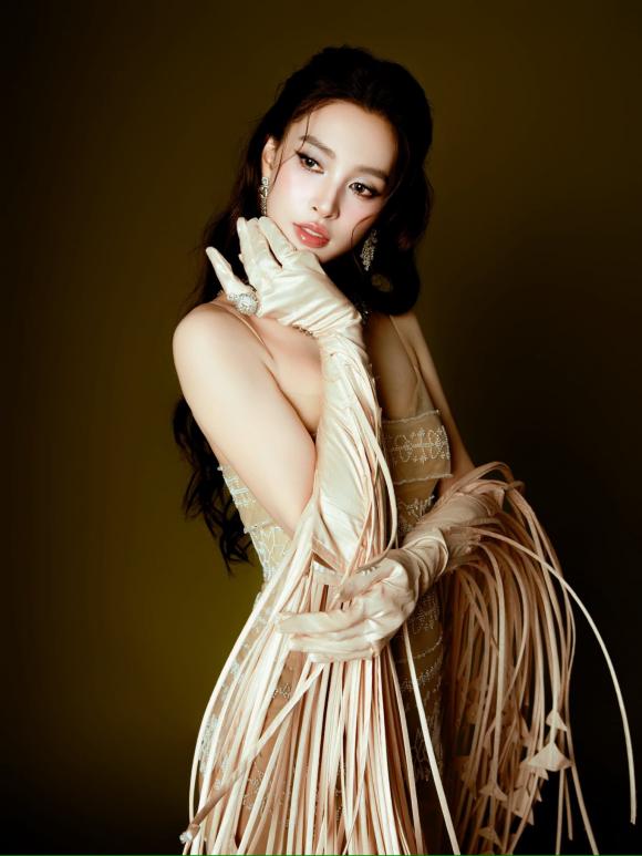 sao việt ngày 7/11/2025 1 Sao Việt 7/11, tin sao việt mới nhất