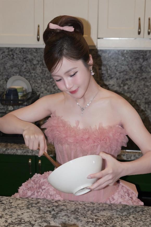 sao việt ngày 7/11/2025 0 Sao Việt 7/11, tin sao việt mới nhất