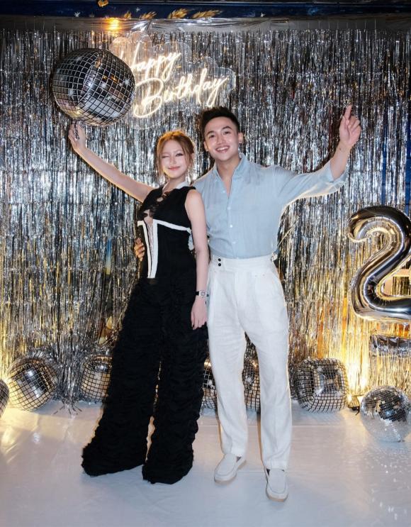 Xoài Non đón sinh nhật “tình bể tình” bên Gil Lê 10.jpg 4 Xoài Non, Gil lê, sao Việt