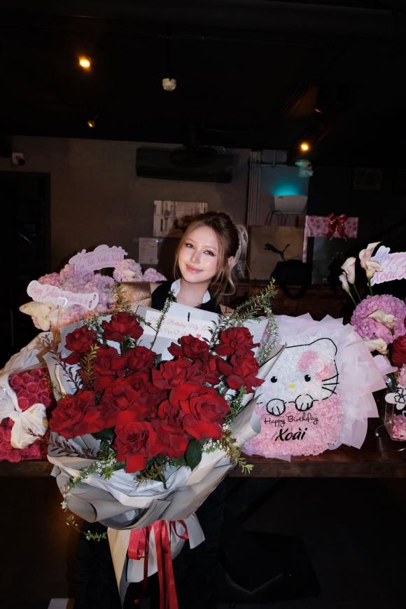 Xoài Non đón sinh nhật “tình bể tình” bên Gil Lê 10.jpg 7 Xoài Non, Gil lê, sao Việt