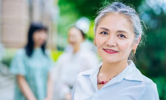 toc-bac (1).jpg 2 tóc bạc