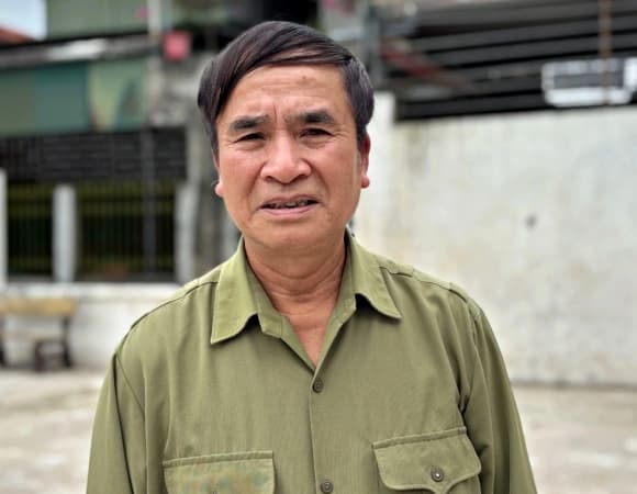 tặng đất cho hàng xóm