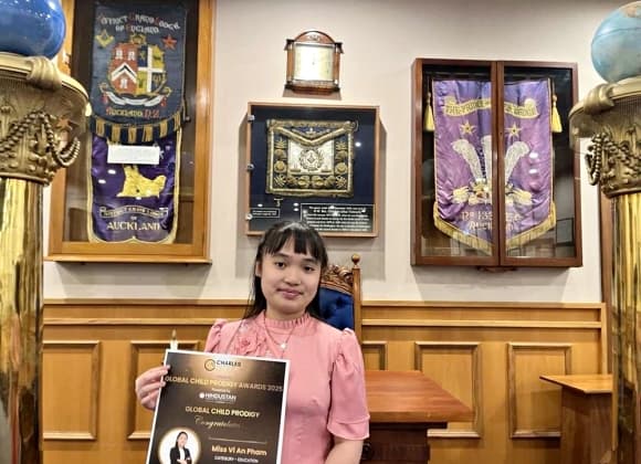 Alisa Phạm, Thần đồng, 2% người thông minh nhất thế giới, Phạm Vi An