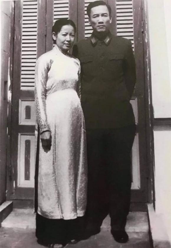 Hoa hậu giàu nhất Việt Nam, Hà kiều anh, gia thế Hà Kiều Anh