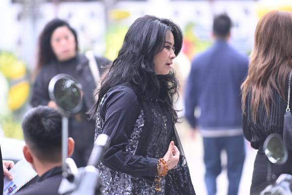 Mẹ ca sĩ tuấn hưng, đám tang mẹ ca sĩ tuấn hưng