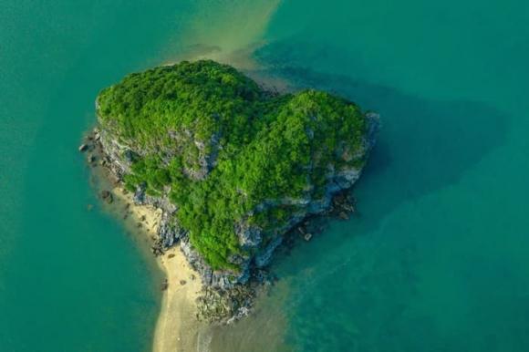Hòn đảo nào của Việt Nam được tạp chí Mỹ ca ngợi là 'tuyệt nhất Đông Nam Á để phiêu lưu'? 2 đảo tuyệt vời nhất để khám phá ở Đông Nam Á, Cát Bà