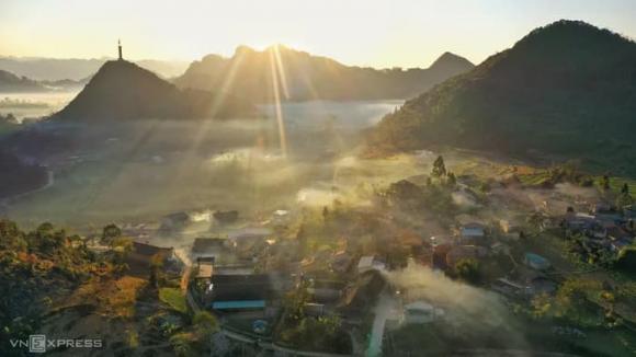 Chiêm ngưỡng vẻ đẹp mê mẩn của Ngôi làng du lịch tốt nhất thế giới 2025 tại Việt Nam 4 Làng du lịch tốt nhất thế giới năm 2025, Lô Lô Chải