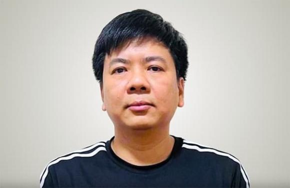 Shark Thủy, tập đoàn giáo dục Egroup, bà trùm sim thẻ