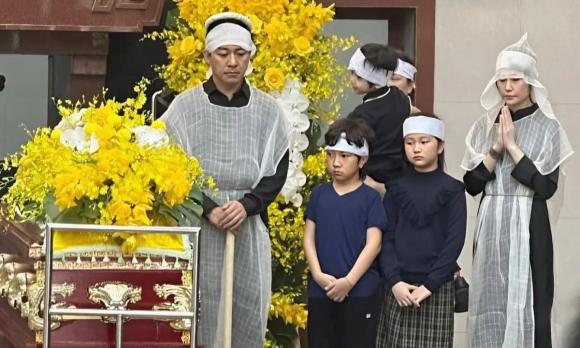 Bà xã tuấn hưng, mẹ tuấn hưng qua đời