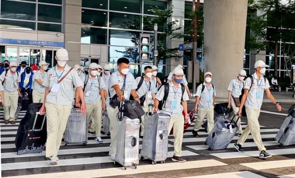 04-nguoi-lao-dong-ve-nuoc-som-2.jpg 0 về nước làm việc, đi nước ngoài, về nước trước thời hạn, chuyển đổi nghề