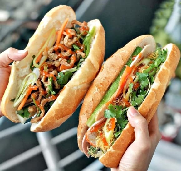 00-banh-mi-viet-nam-1.jpg 4 top 25 bánh kẹp ngon nhất thế giới, bánh mì Việt Nam, món ăn đường phố hấp dẫn nhất châu Á