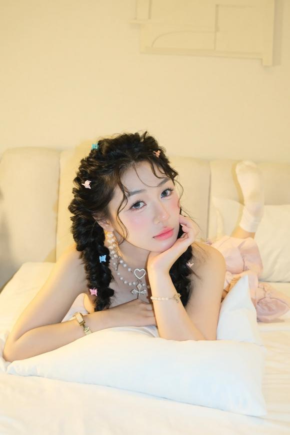 Trần Hà Linh, quảng cáo game, giới trẻ