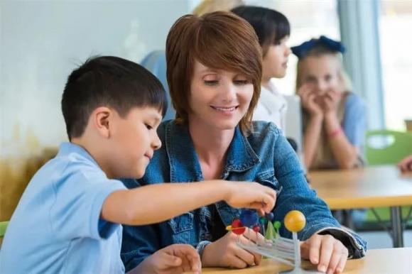 chăm con, dạy con thông minh, nói chuyện với con