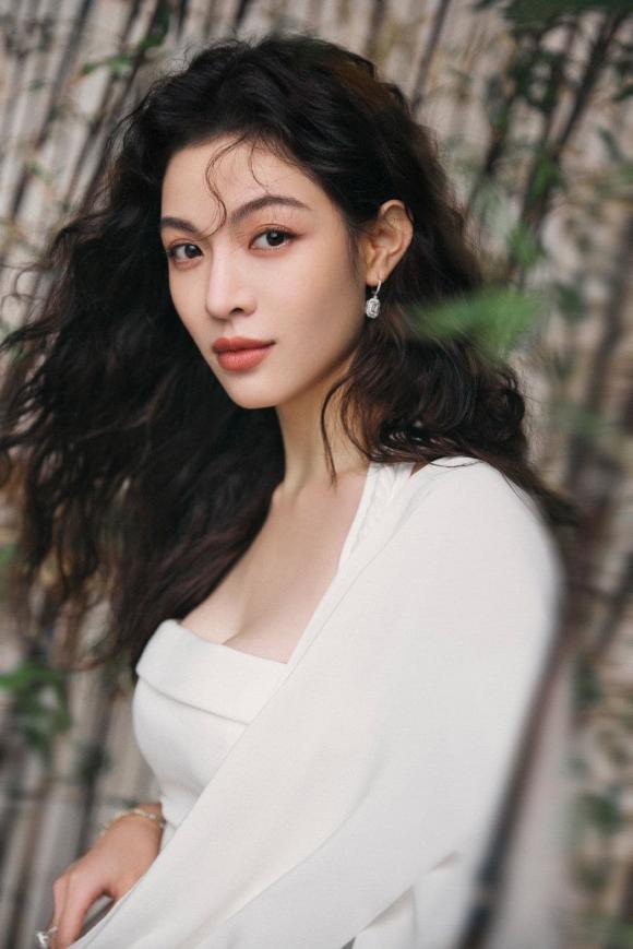 gương mặt điện ảnh, Nghê Ni, Chung Sở Hy