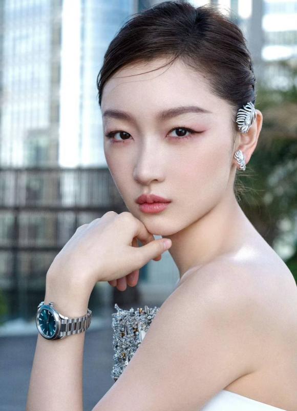 gương mặt điện ảnh, Nghê Ni, Chung Sở Hy