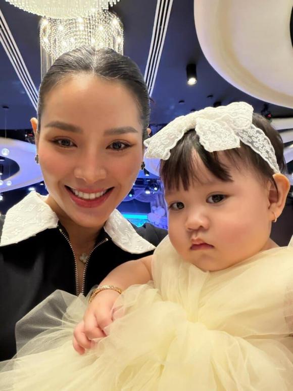 Phương Trinh Jolie, sao Việt 