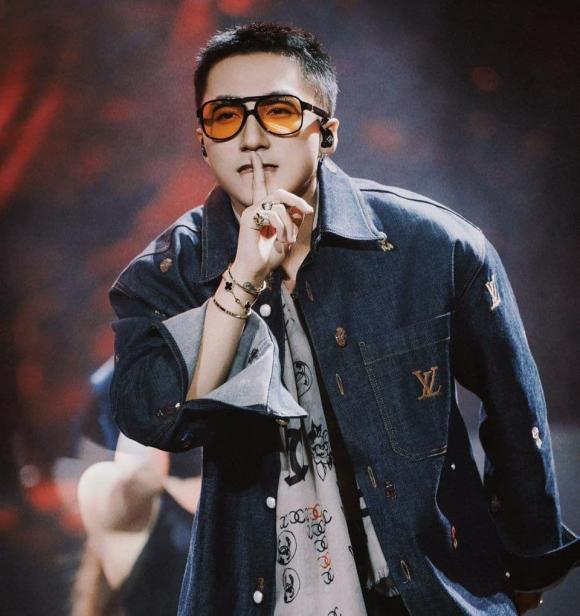 Sơn Tùng M-TP, Sơn Tùng, sao Việt