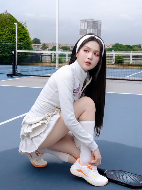 Sao Việt 27/11, tin sao việt mới nhất