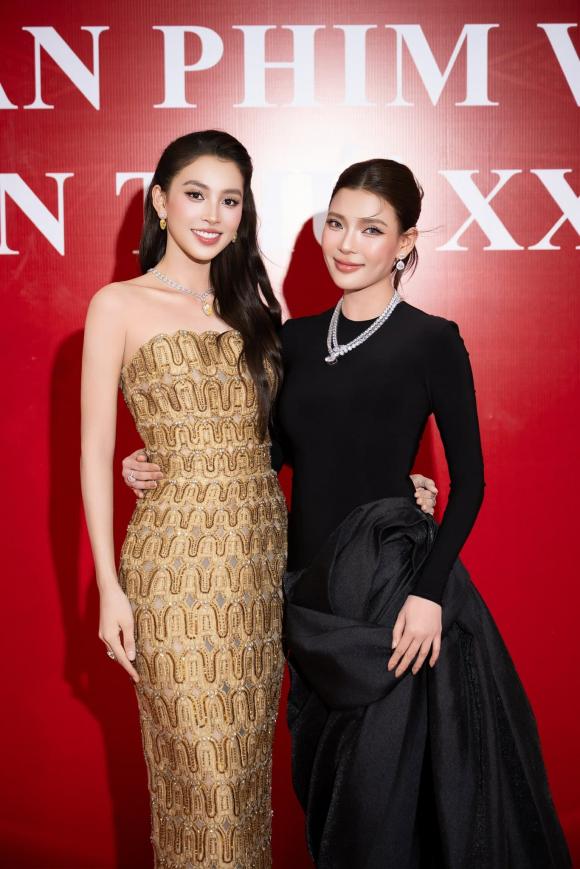 Sao Việt 27/11, tin sao việt mới nhất