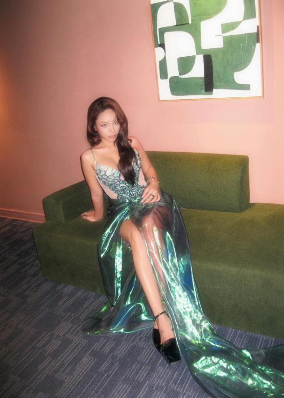 Sao Việt 26/11, tin sao việt mới nhất